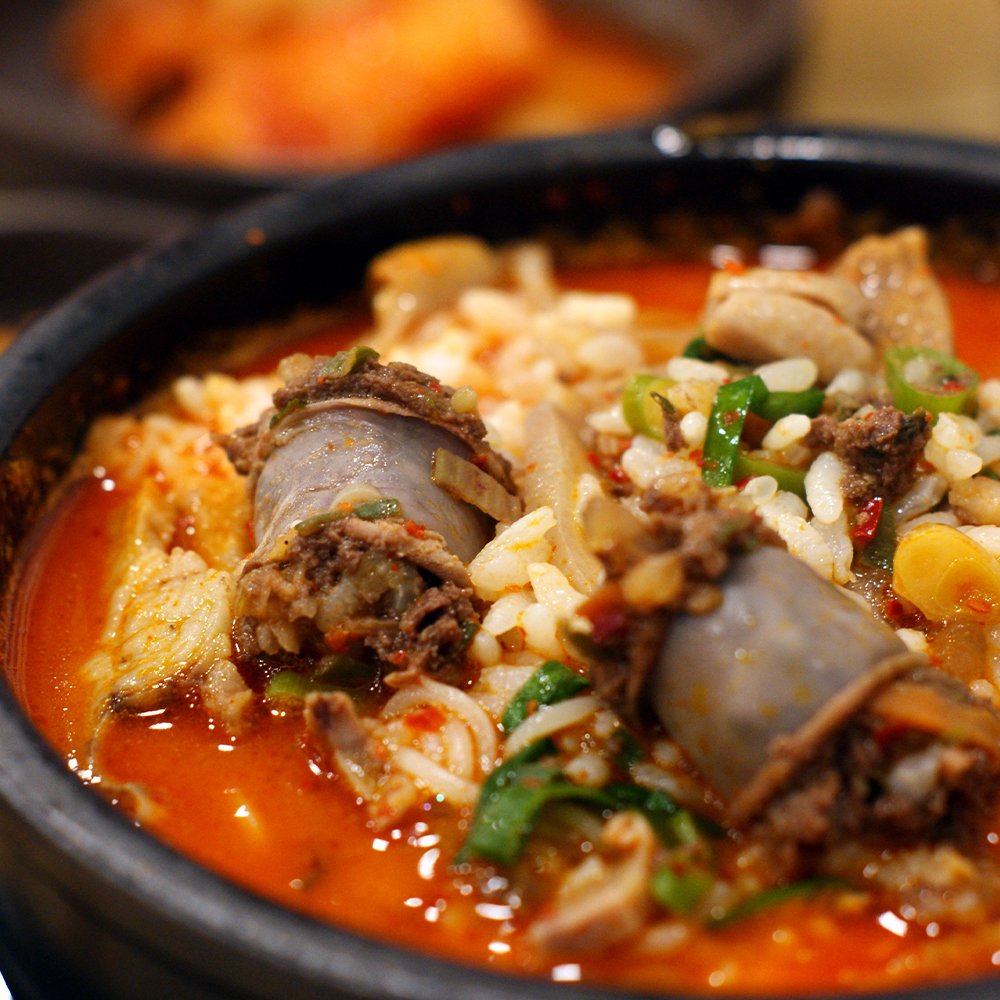 극소수 순대 국밥 (돼지 포함) 1팩 고기 간편 캠핑 순댓국 순대국 냉동 택배 레토르트 상세 이미지 1